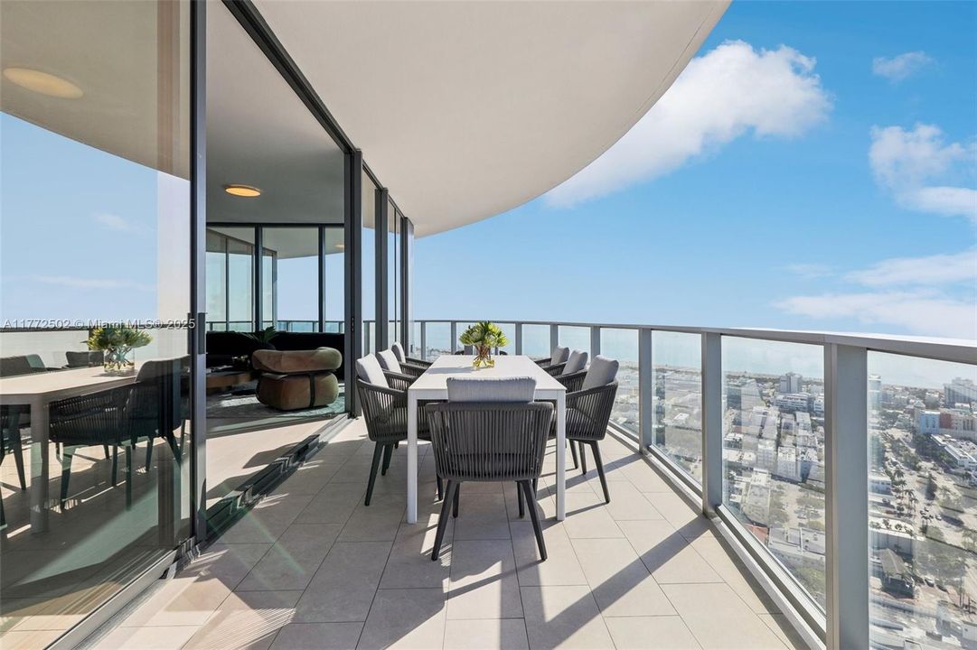 For Sale: $14,000,000 (4 beds, 4 baths, 5155 Square Feet)