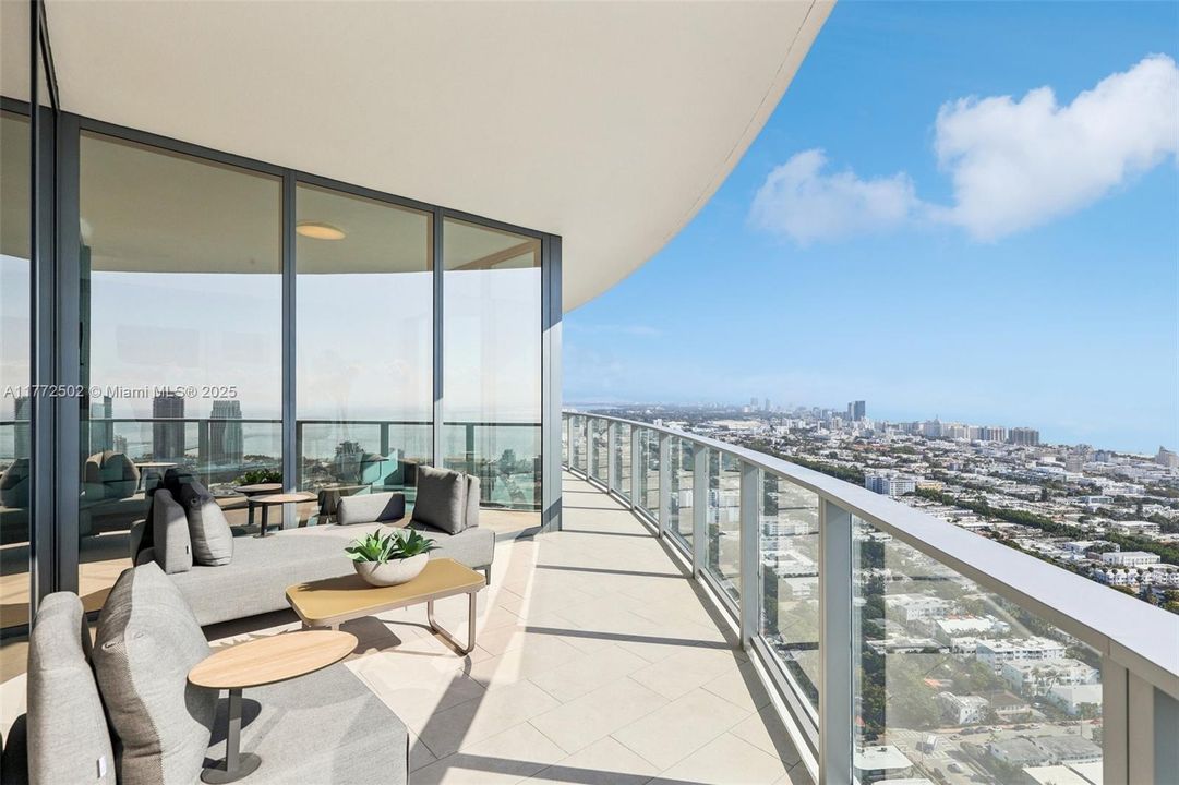 For Sale: $14,000,000 (4 beds, 4 baths, 5155 Square Feet)