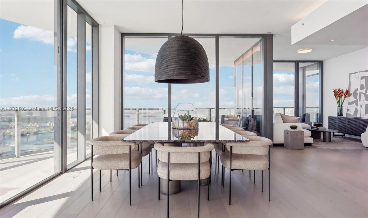 For Sale: $14,000,000 (4 beds, 4 baths, 5155 Square Feet)