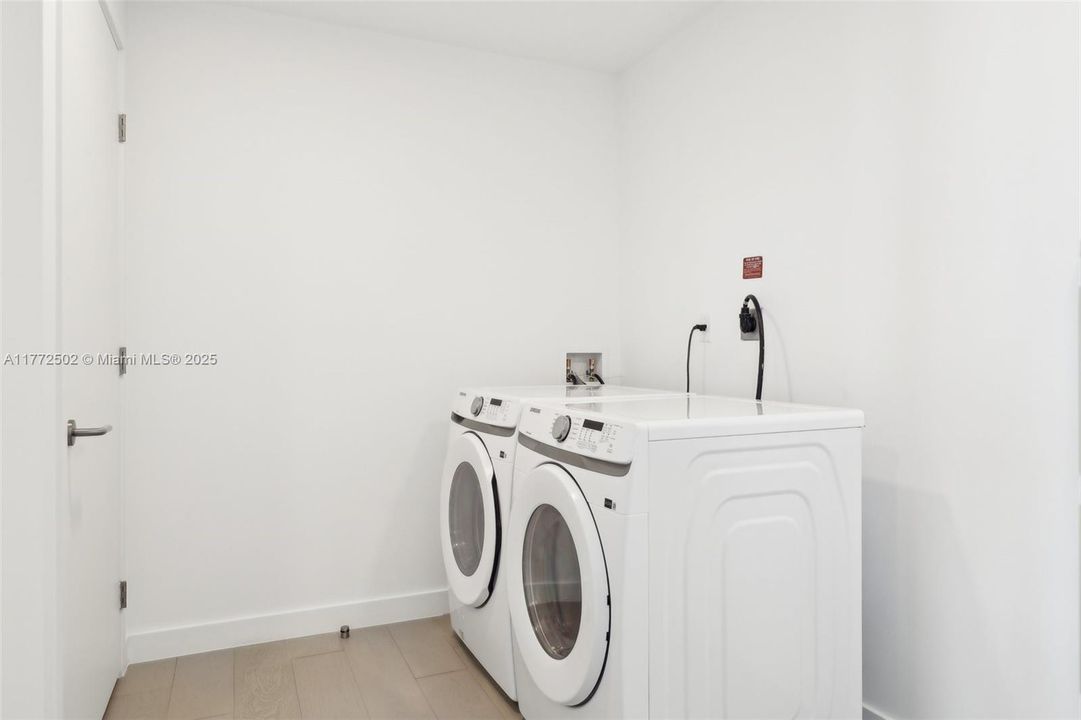 For Sale: $14,000,000 (4 beds, 4 baths, 5155 Square Feet)