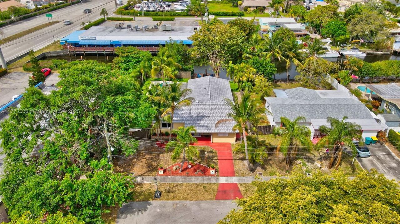 Recently Sold: $699,000 (3 beds, 2 baths, 1728 Square Feet)