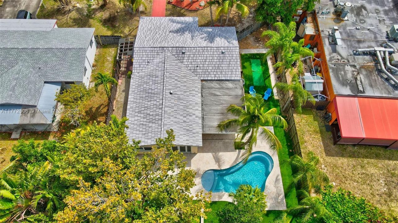 Recently Sold: $699,000 (3 beds, 2 baths, 1728 Square Feet)