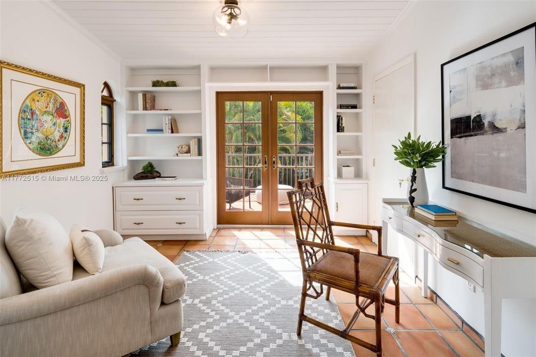 最近租的: $10,500 (4 贝兹, 3 浴室, 2835 平方英尺)