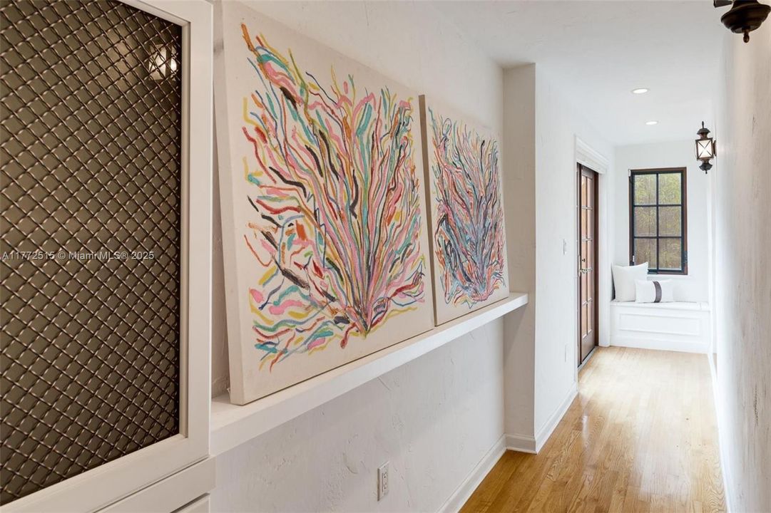 最近租的: $10,500 (4 贝兹, 3 浴室, 2835 平方英尺)