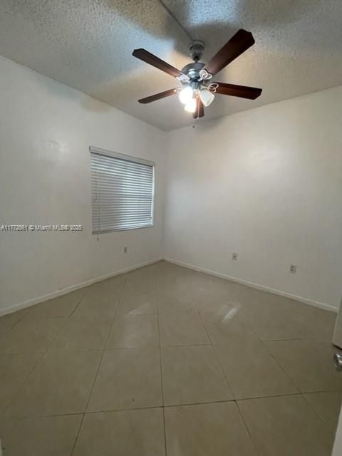 Recientemente alquilado: $2,100 (2 camas, 2 baños, 854 Pies cuadrados)