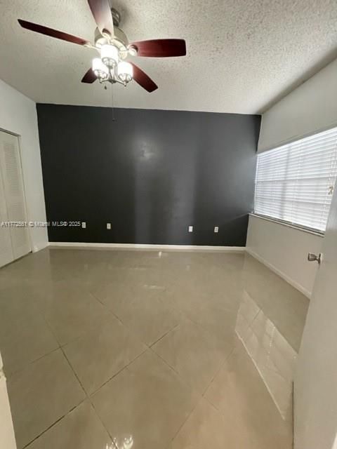 Recientemente alquilado: $2,100 (2 camas, 2 baños, 854 Pies cuadrados)