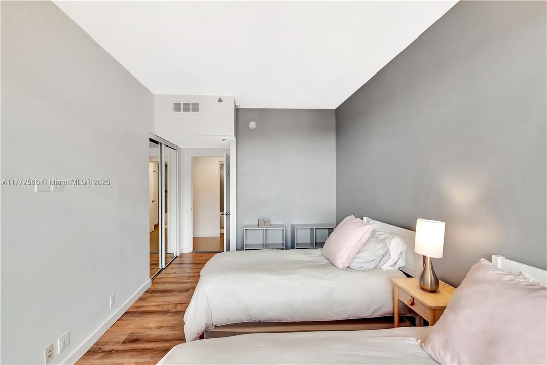 Active With Contract: $8,500 (2 beds, 2 baths, 1485 Square Feet)