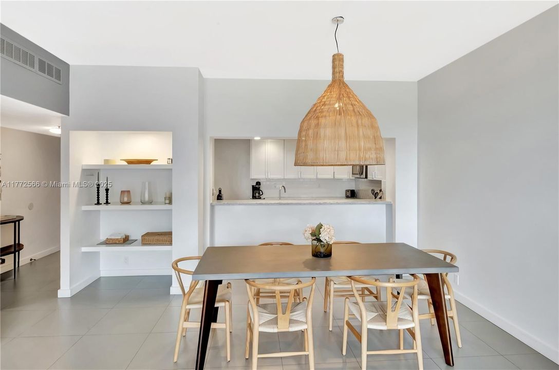 Active With Contract: $8,500 (2 beds, 2 baths, 1485 Square Feet)