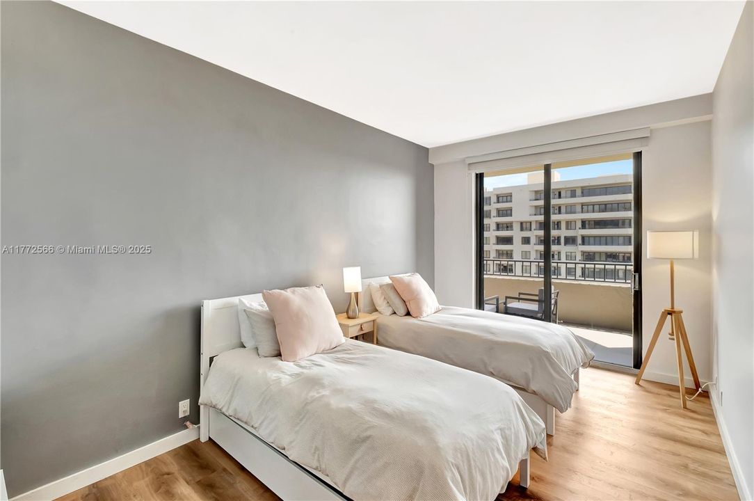 Active With Contract: $8,500 (2 beds, 2 baths, 1485 Square Feet)