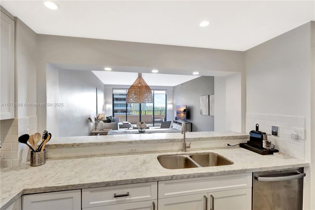 Active With Contract: $8,500 (2 beds, 2 baths, 1485 Square Feet)