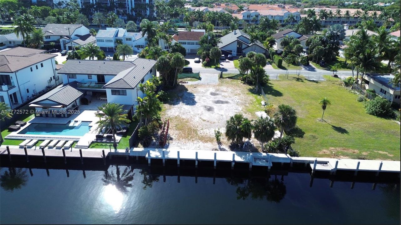 For Sale: $2,800,000 (0.30 acres)