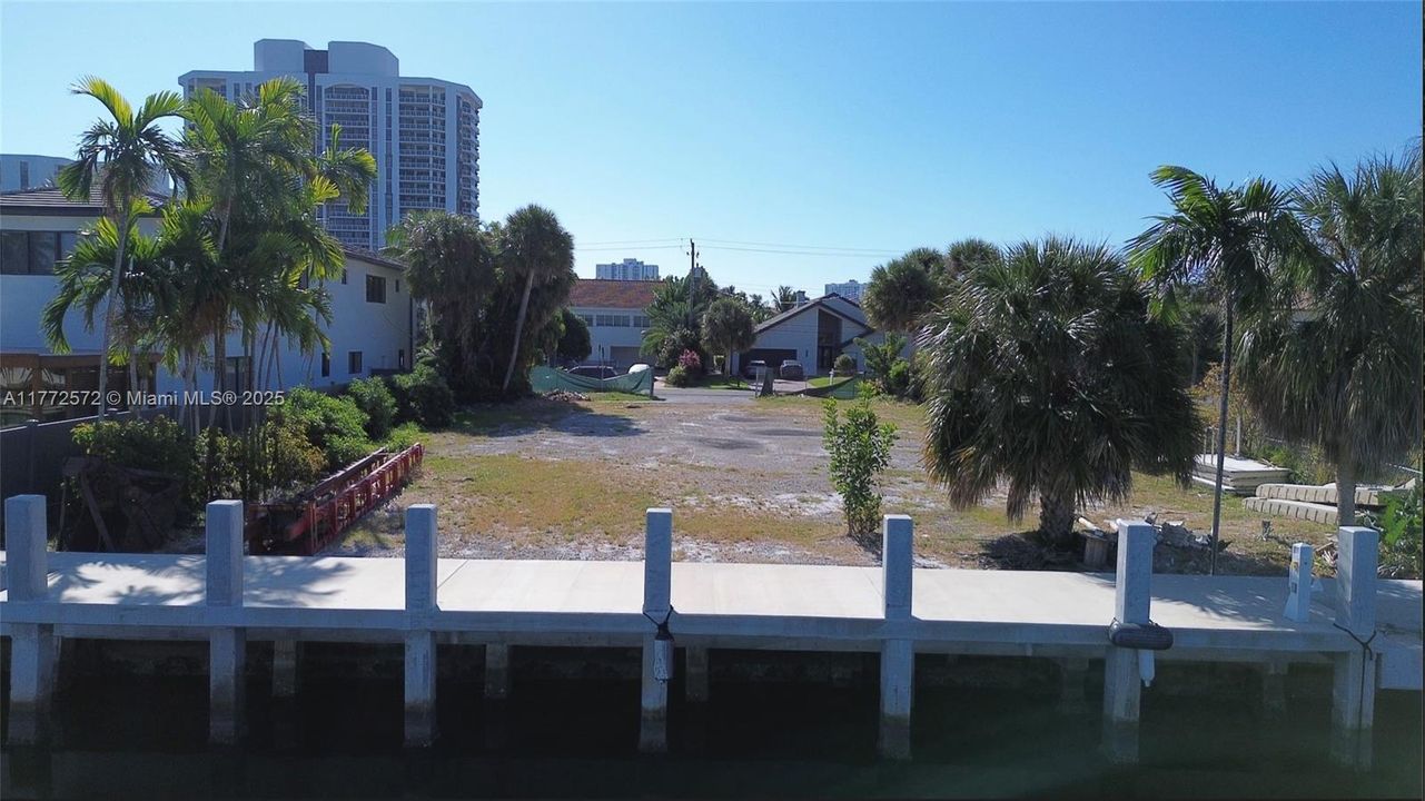 For Sale: $2,800,000 (0.30 acres)