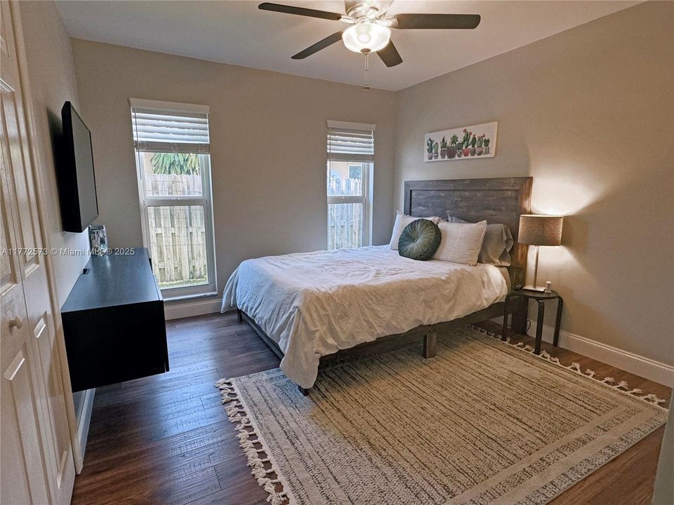 Recently Sold: $799,000 (4 beds, 2 baths, 2193 Square Feet)