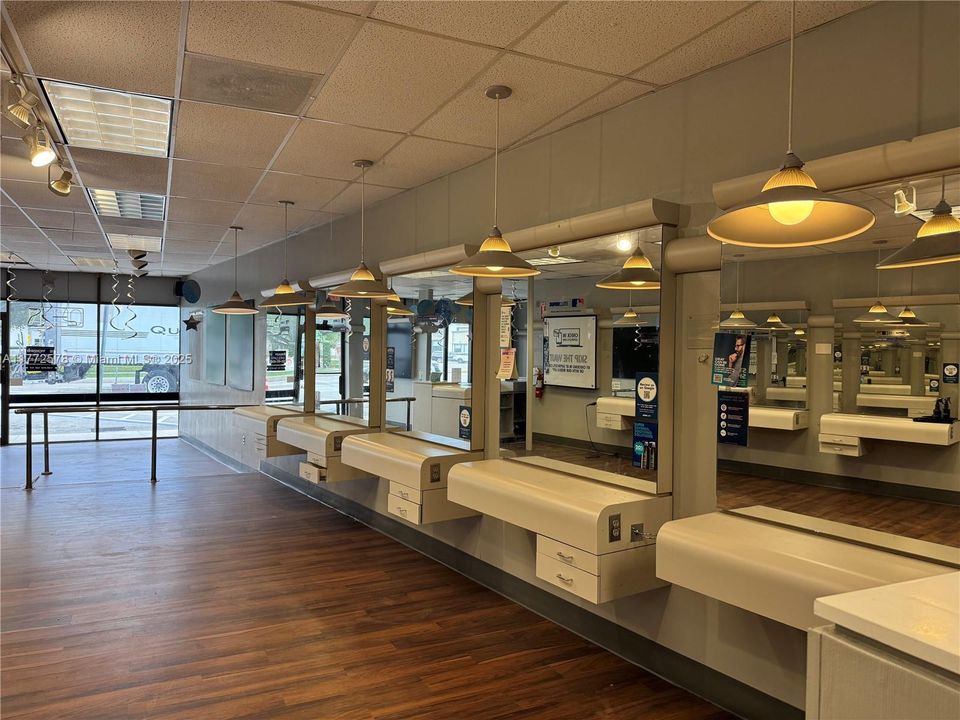 Recently Rented: $5,500 (0 beds, 0 baths, 0 Square Feet)