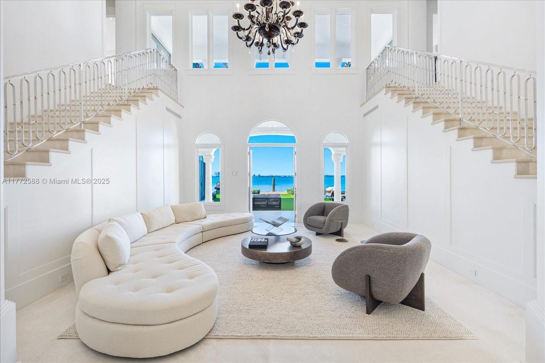 For Sale: $30,000,000 (6 beds, 7 baths, 8748 Square Feet)