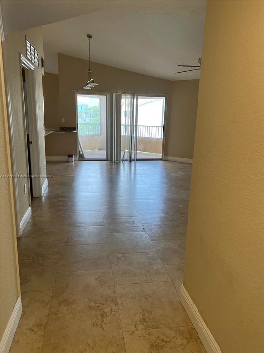 Недавно арендовано: $2,194 (2 спален, 2 ванн, 1121 Квадратных фут)