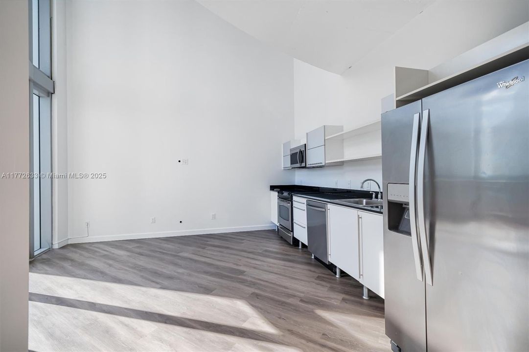 Недавно арендовано: $3,850 (2 спален, 2 ванн, 1155 Квадратных фут)