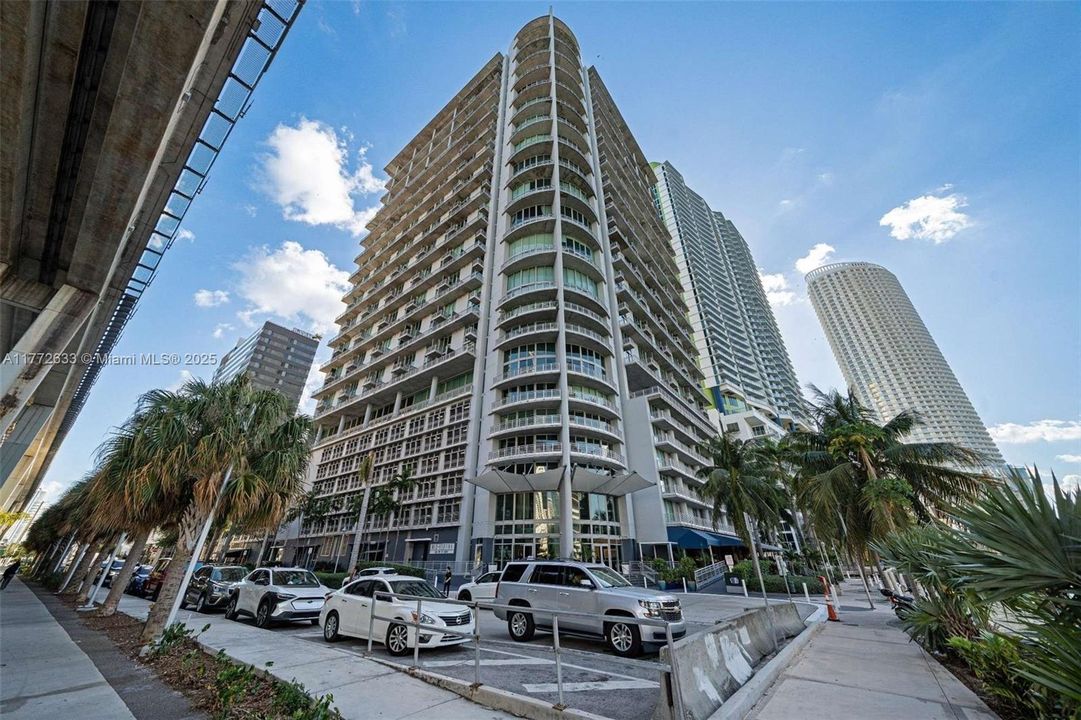 Недавно арендовано: $3,850 (2 спален, 2 ванн, 1155 Квадратных фут)