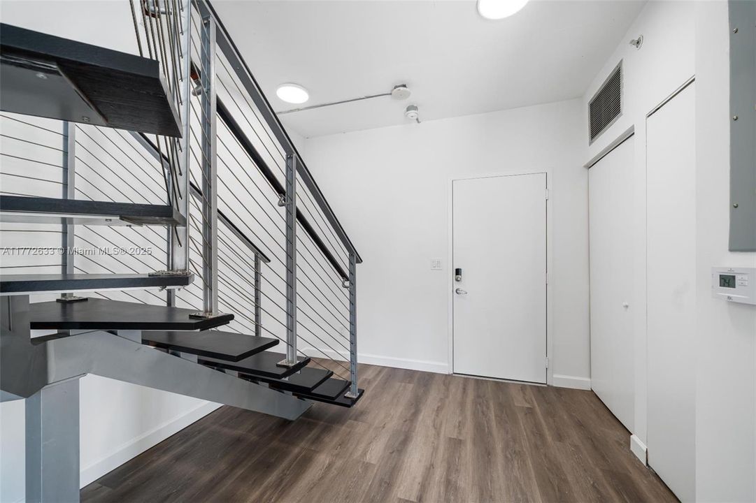 Недавно арендовано: $3,850 (2 спален, 2 ванн, 1155 Квадратных фут)