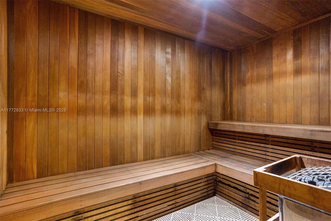 Недавно арендовано: $3,850 (2 спален, 2 ванн, 1155 Квадратных фут)