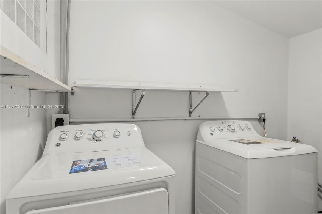 Recientemente alquilado: $2,750 (3 camas, 2 baños, 1116 Pies cuadrados)