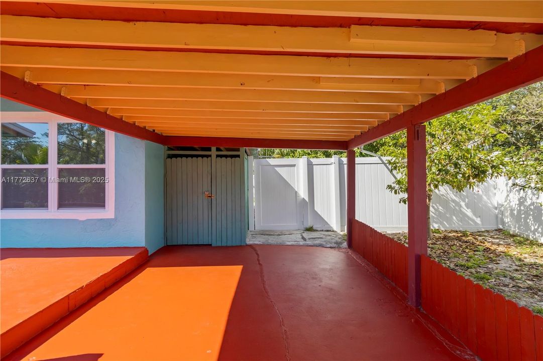 Recientemente alquilado: $2,750 (3 camas, 2 baños, 1116 Pies cuadrados)