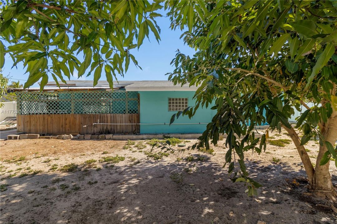 Recientemente alquilado: $2,750 (3 camas, 2 baños, 1116 Pies cuadrados)