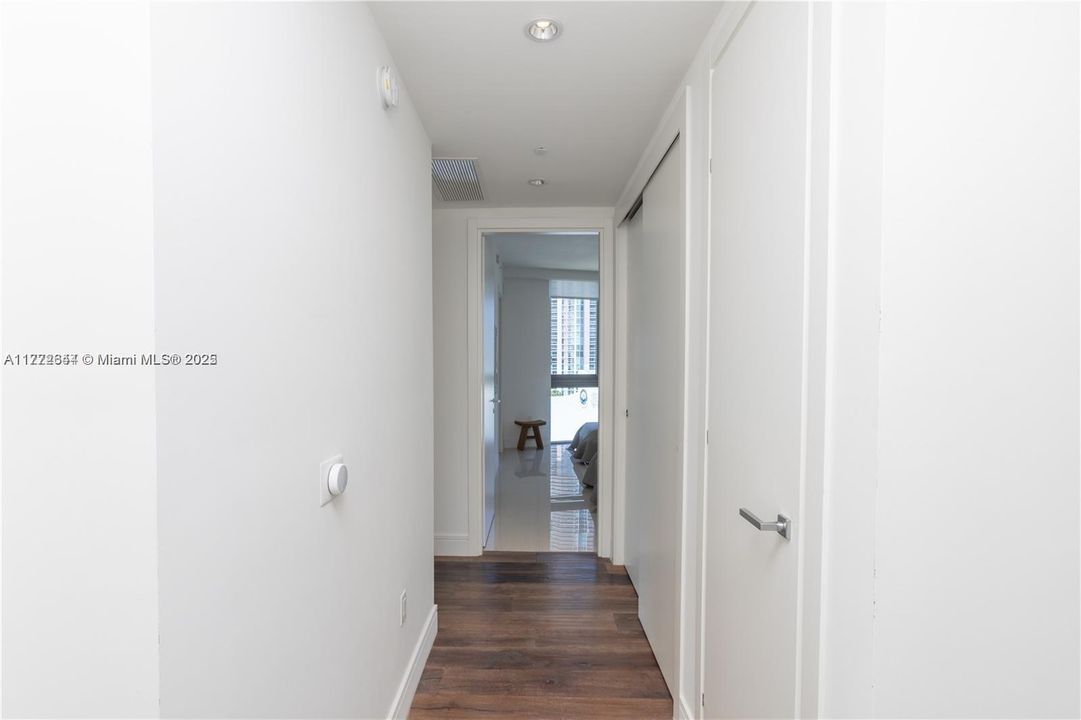 Recently Rented: $17,500 (4 beds, 6 baths, 3801 Square Feet)