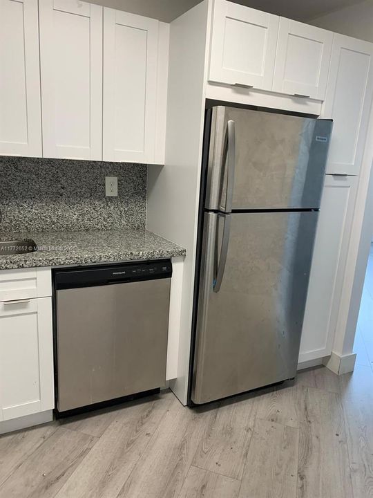 Recently Rented: $1,950 (1 beds, 1 baths, 873 Square Feet)