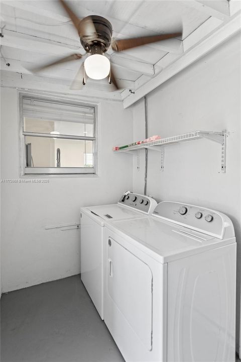 LARGE REMODELLED MASTER BATHROOM