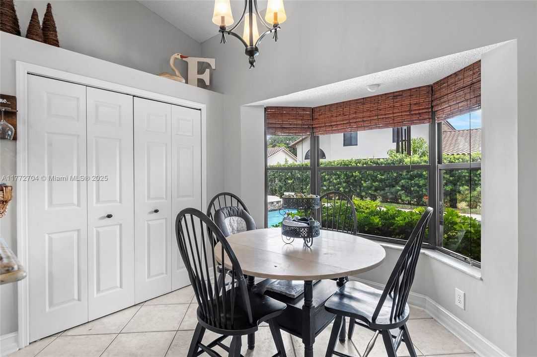 Recently Sold: $840,000 (3 beds, 2 baths, 2365 Square Feet)