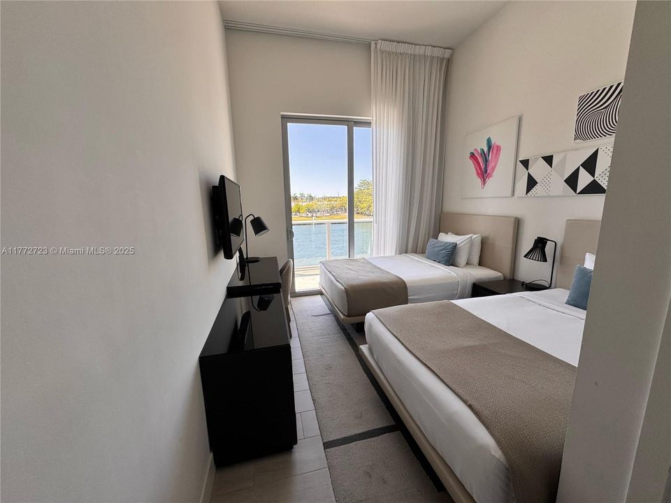 En Venta: $849,000 (3 camas, 2 baños, 1122 Pies cuadrados)