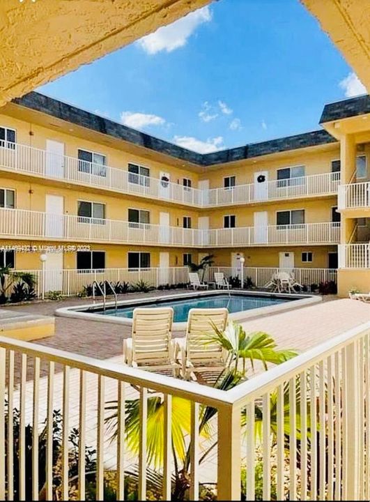 Recently Rented: $1,550 (1 beds, 1 baths, 689 Square Feet)