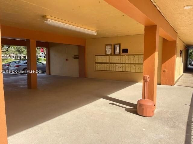 Recently Rented: $1,550 (1 beds, 1 baths, 689 Square Feet)