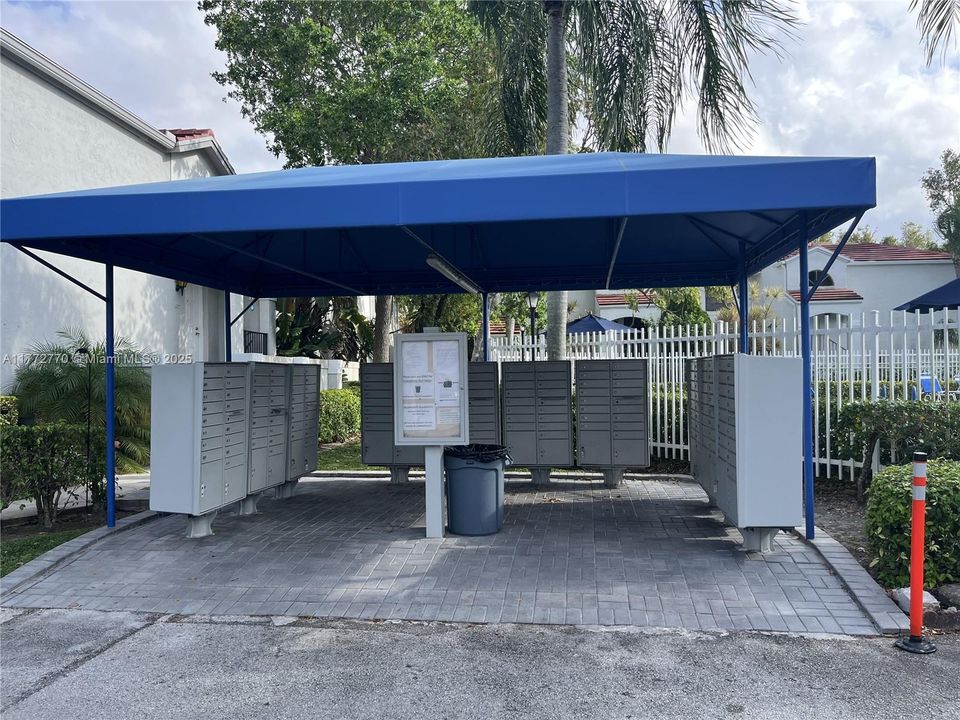 Recientemente alquilado: $2,350 (2 camas, 2 baños, 1000 Pies cuadrados)