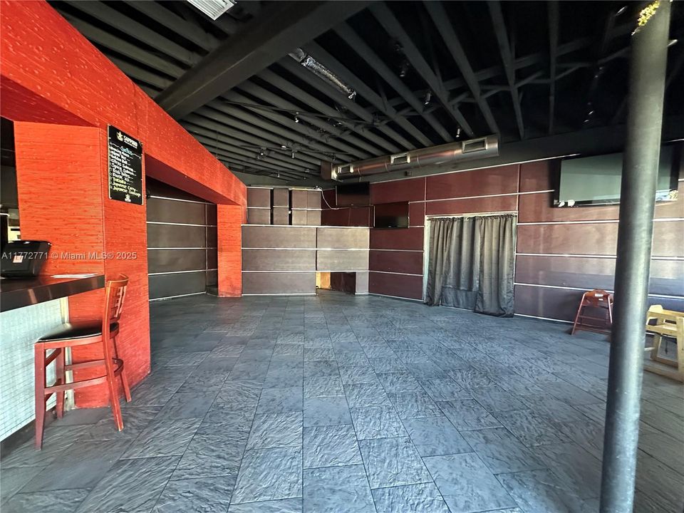 Recently Sold: $4,300,000 (0 beds, 0 baths, 0 Square Feet)