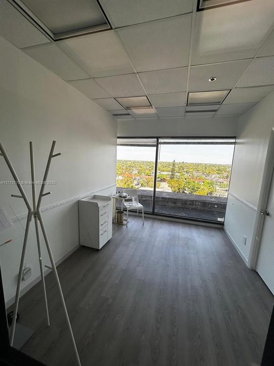 最近售出: $1,200 (0 贝兹, 0 浴室, 0 平方英尺)