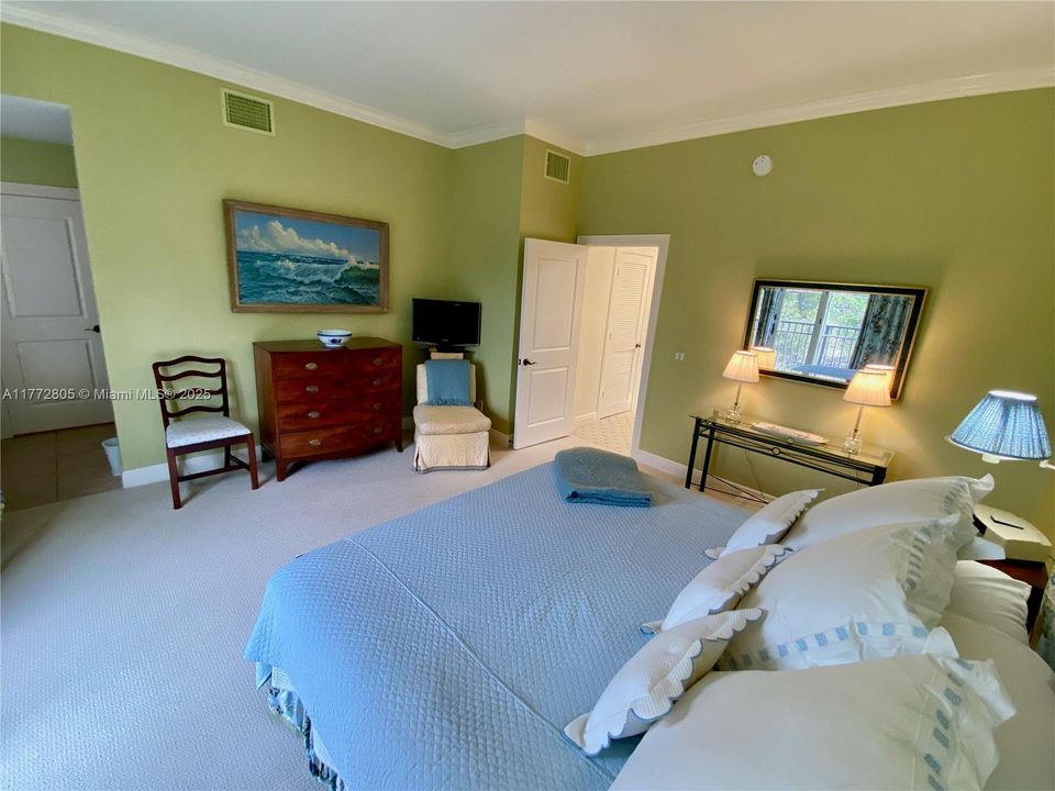 В аренду: $20,000 (3 спален, 2 ванн, 2100 Квадратных фут)