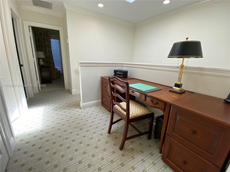 В аренду: $20,000 (3 спален, 2 ванн, 2100 Квадратных фут)