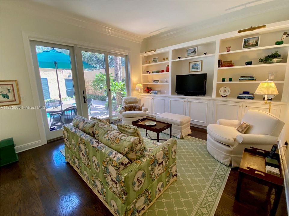 В аренду: $20,000 (3 спален, 2 ванн, 2100 Квадратных фут)