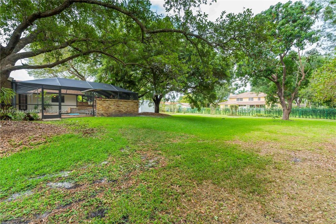 Recently Sold: $999,990 (3 beds, 2 baths, 2386 Square Feet)