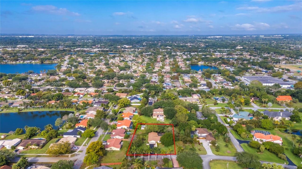 Recently Sold: $999,990 (3 beds, 2 baths, 2386 Square Feet)