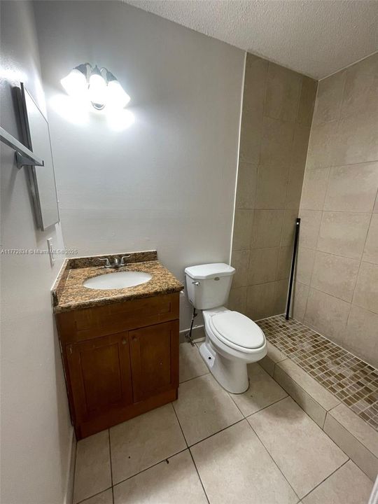 Recientemente alquilado: $2,950 (3 camas, 2 baños, 2554 Pies cuadrados)