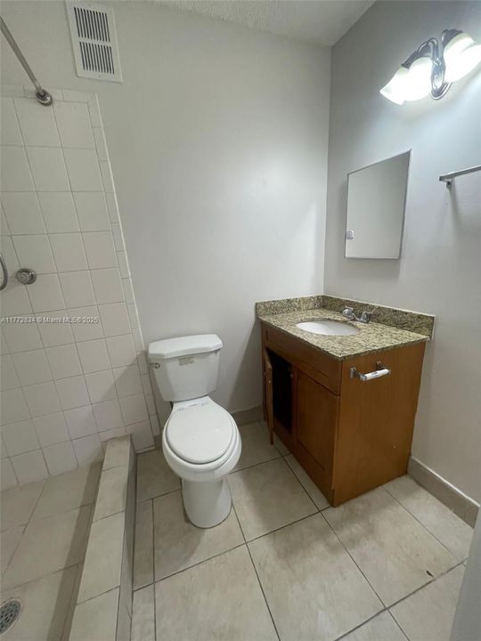 Recientemente alquilado: $2,950 (3 camas, 2 baños, 2554 Pies cuadrados)