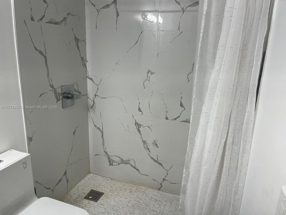 Vendido Recientemente: $300,000 (2 camas, 2 baños, 1113 Pies cuadrados)