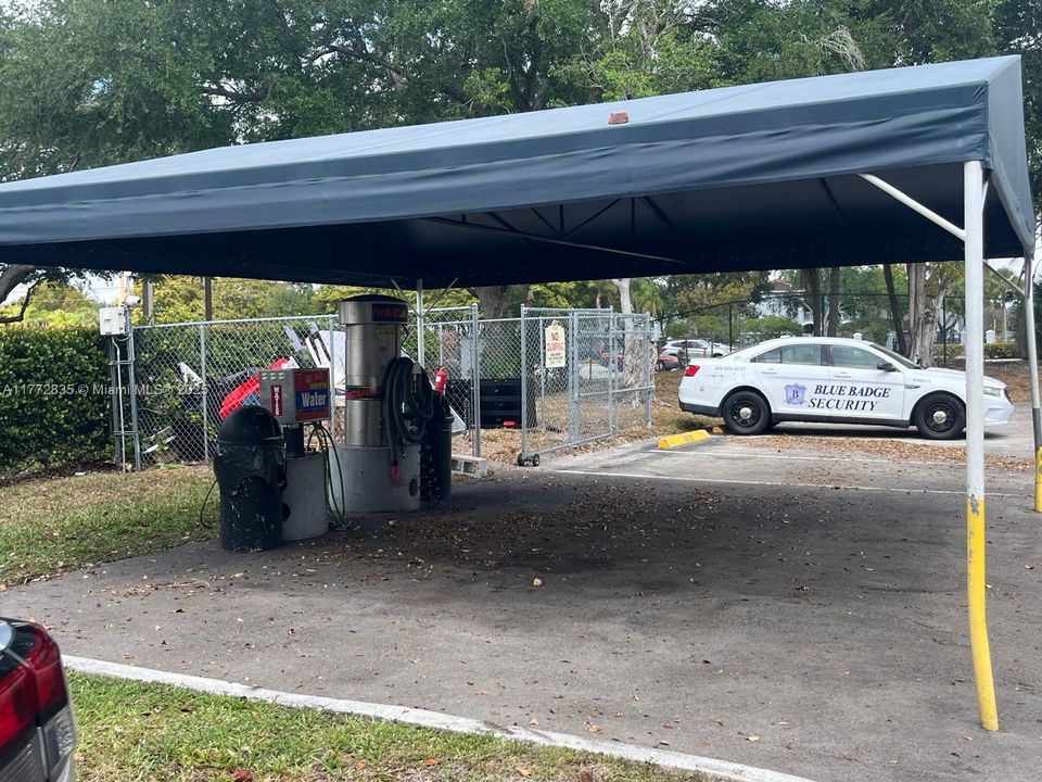 Vendido Recientemente: $300,000 (2 camas, 2 baños, 1113 Pies cuadrados)