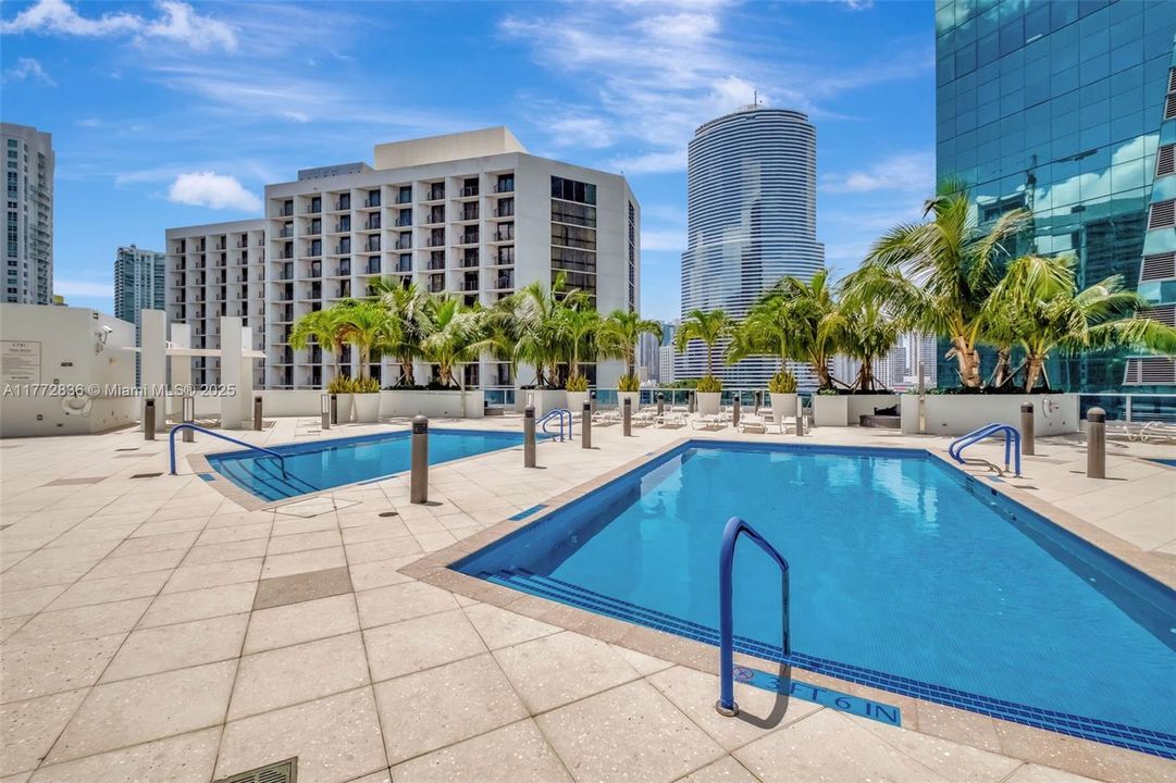 Недавно арендовано: $3,800 (1 спален, 1 ванн, 799 Квадратных фут)