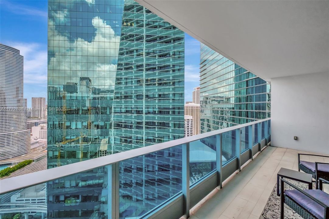 Недавно арендовано: $3,800 (1 спален, 1 ванн, 799 Квадратных фут)