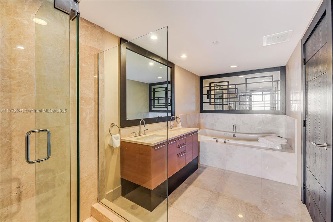 For Sale: $3,200,000 (4 beds, 4 baths, 2394 Square Feet)