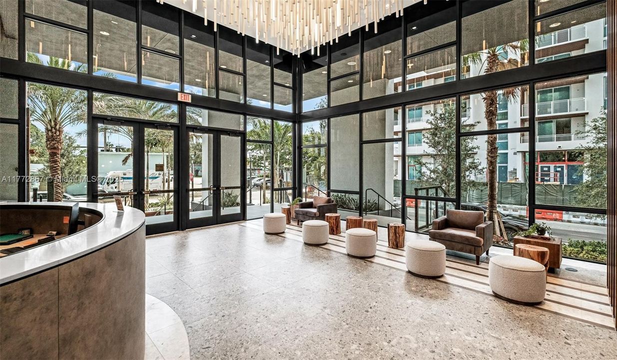 Recently Rented: $2,975 (1 beds, 1 baths, 768 Square Feet)